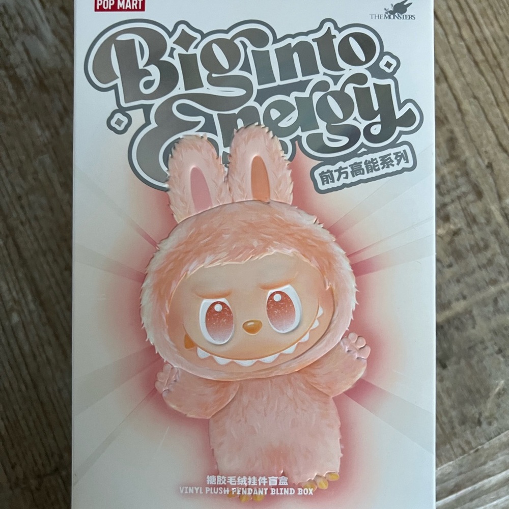 Pop Mart Big into Energy HOPE